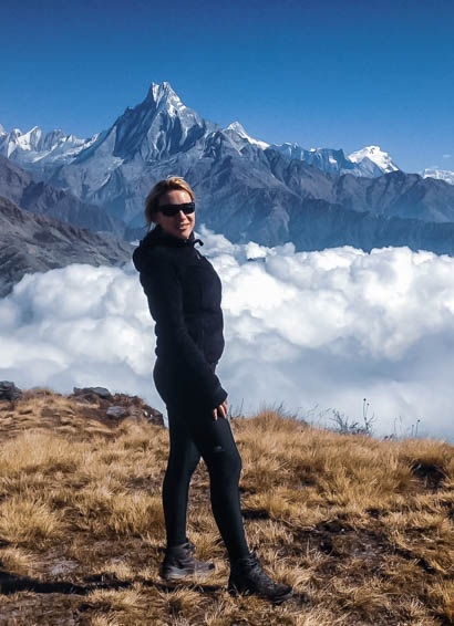 emilie machapuchare yoga népal