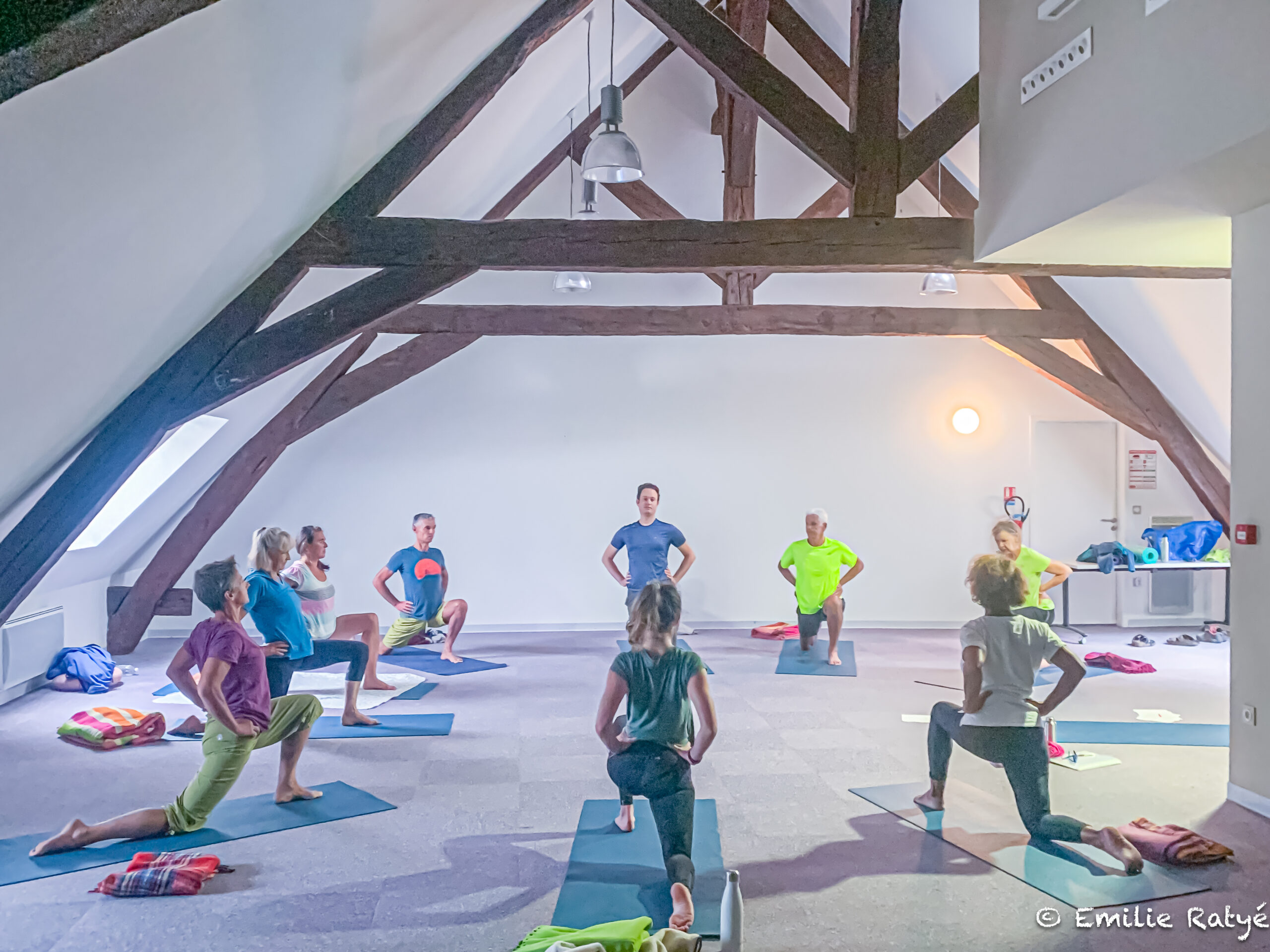 Stage Yoga escalade & marche nordique - Emilie Ratyé Photographie et Machapuchare Yoga